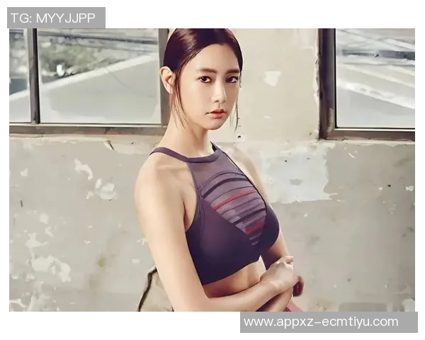 杰伦布朗女友为花花公子拍摄性感美照展现迷人魅力让网友大饱眼福