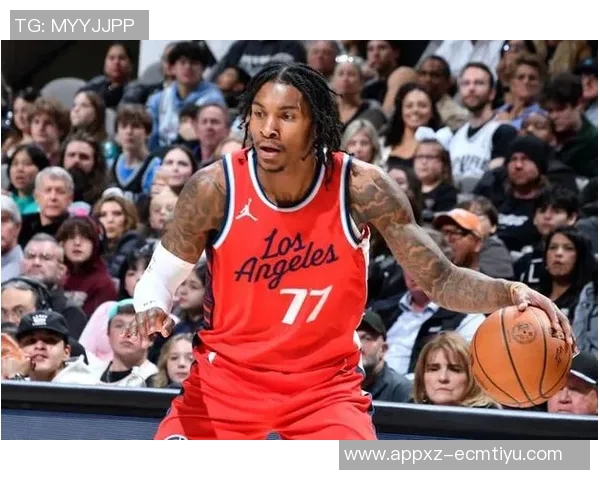 小波特高效表现15投12中独得30分4篮板5助攻3抢断令人赞叹不已 小波特高效表现15投12中独得30分4篮板5助攻3抢断令人赞叹不已